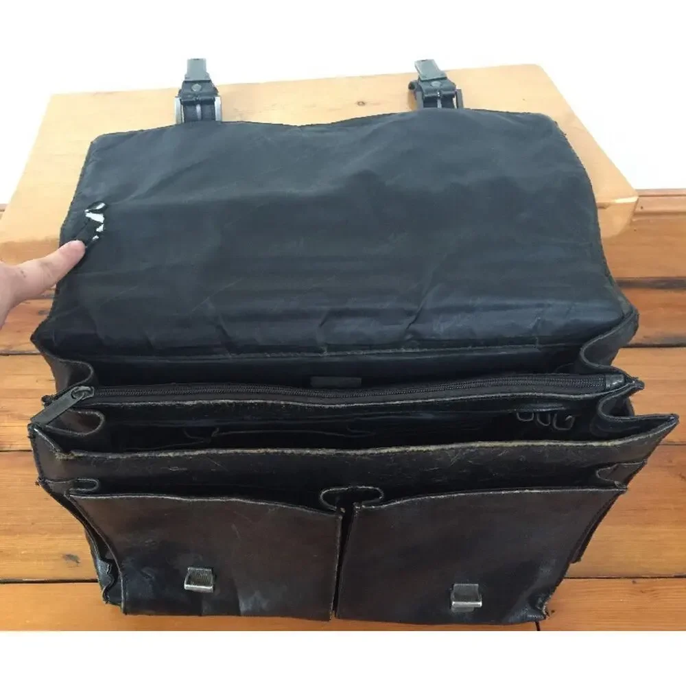 Kenneth Cole New York Black Leather Laptop Computer Messenger Doctors Case Bag